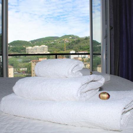 Apartment In Salerno Parco Buitenkant foto