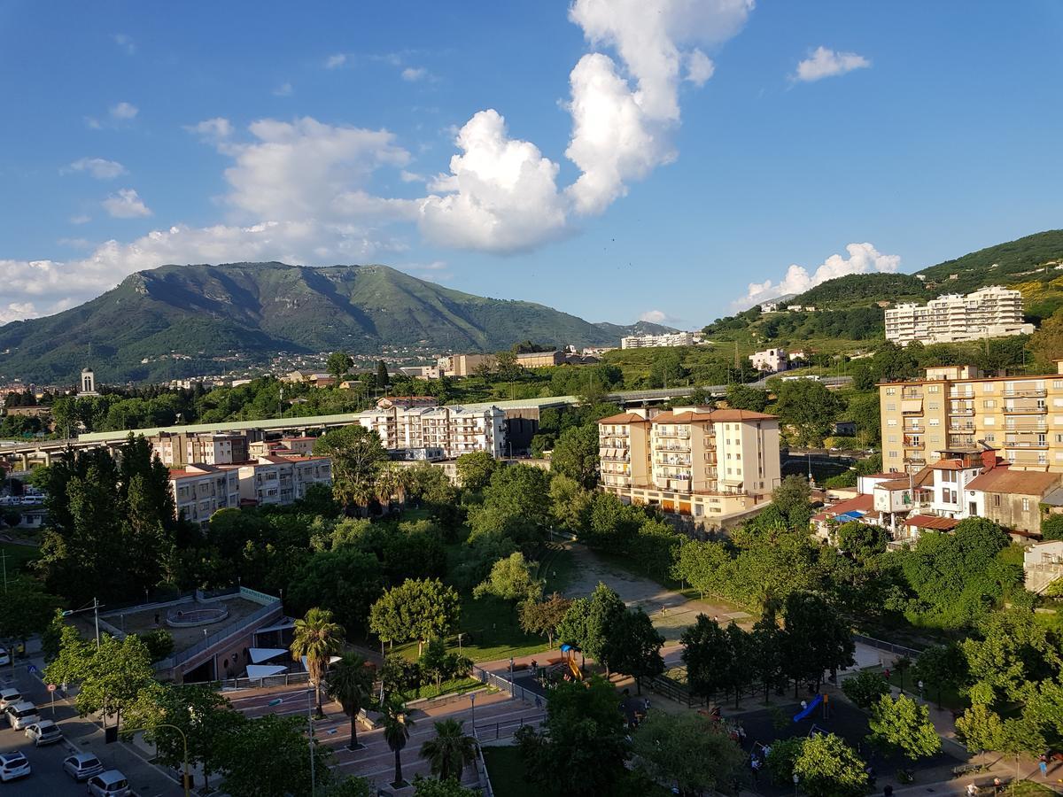 Apartment In Salerno Parco Buitenkant foto